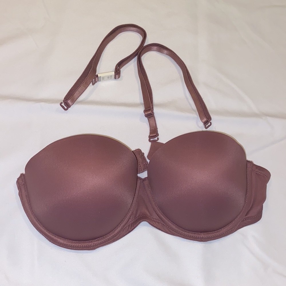 VS PINK 32C strapless with detachable straps!!